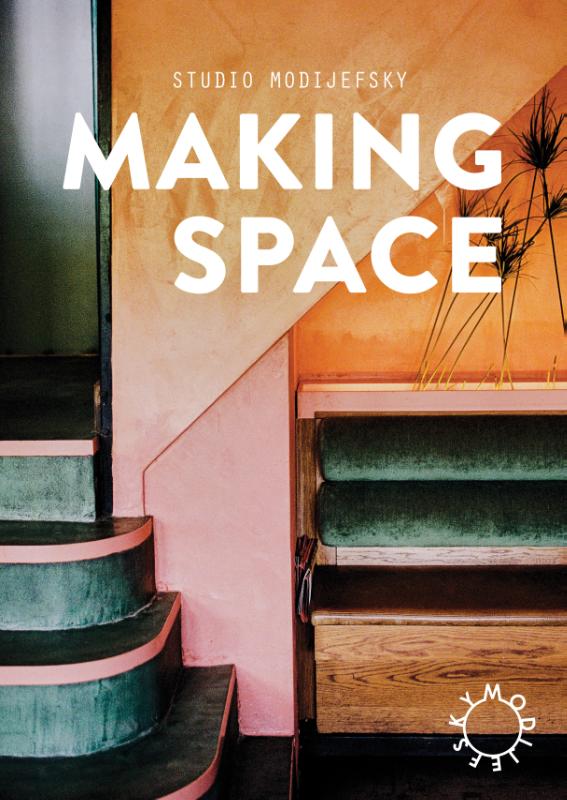 Omslag van Making Space