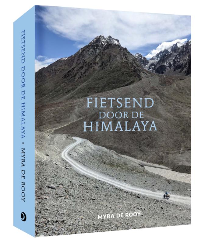 Omslag van Fietsend door de Himalaya