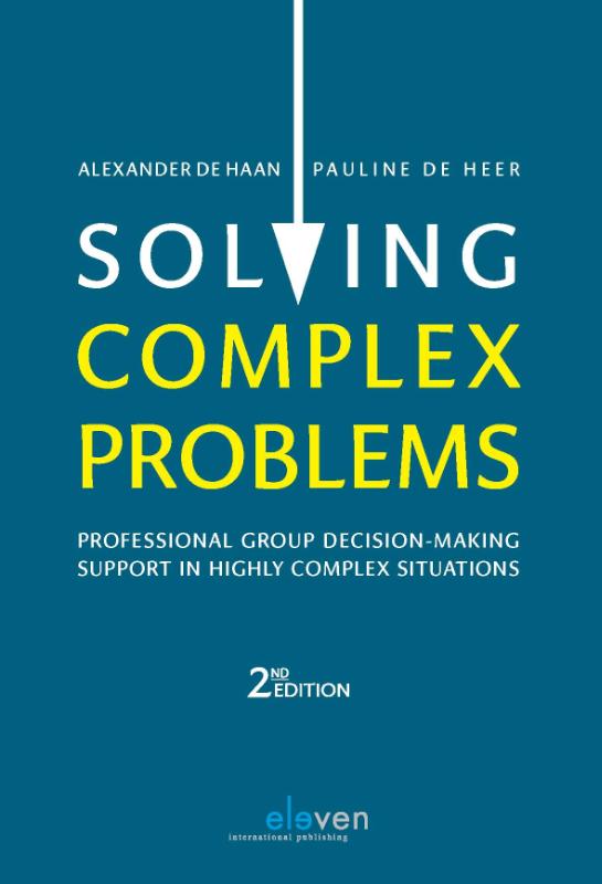 Omslag van Solving complex problems