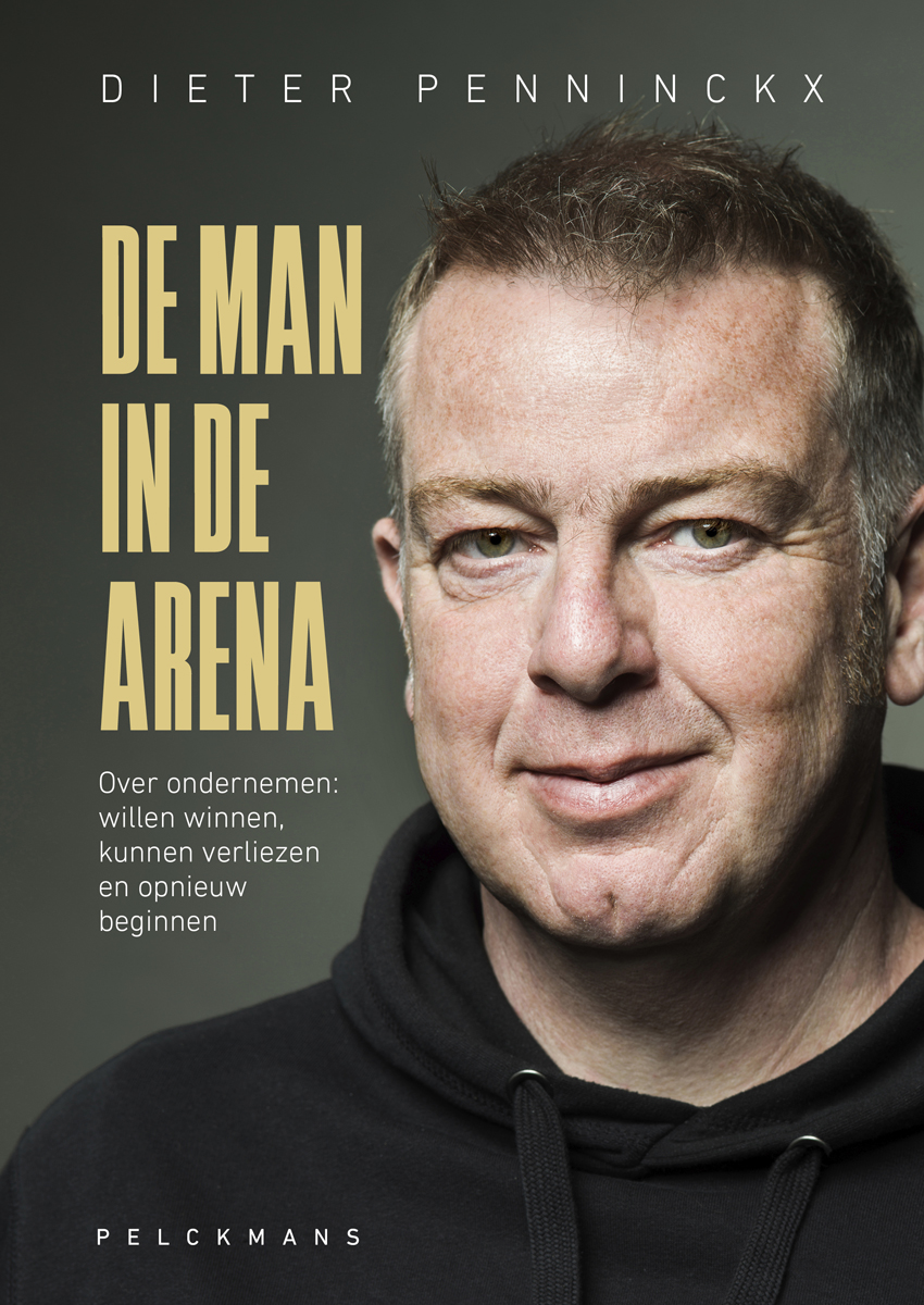Omslag van De man in de arena