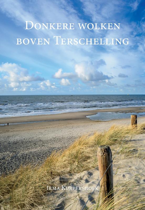 Omslag van Donkere wolken boven Terschelling