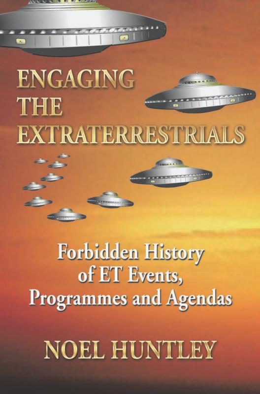 Omslag van ENGAGING THE EXTRATERRESTRIALS
