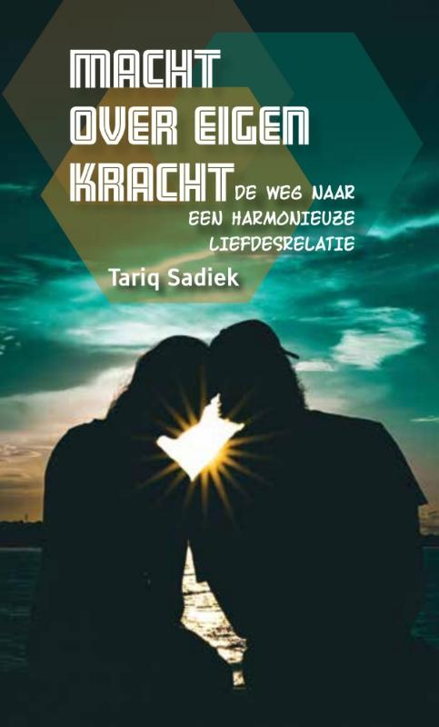 Omslag van Macht over Eigen Kracht