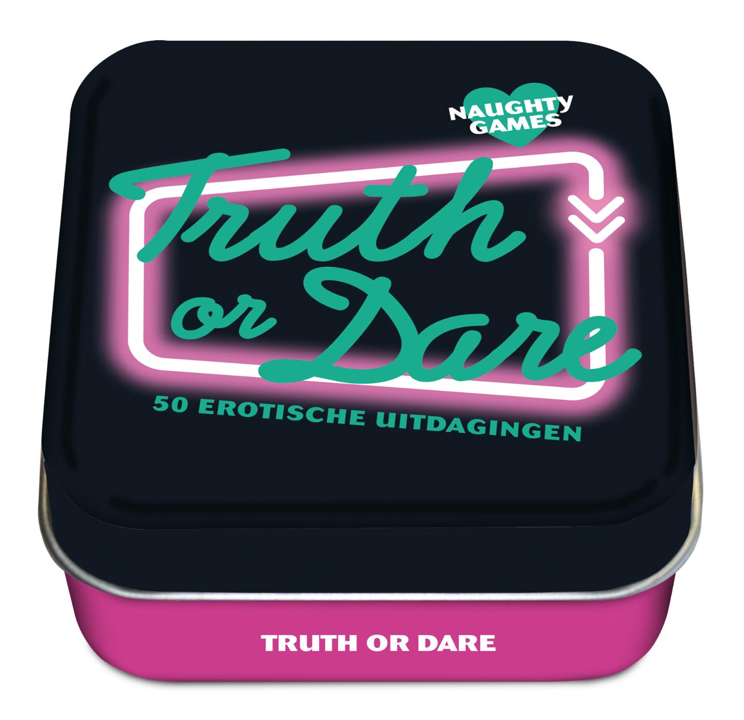 Omslag van Naughty games - Truth or dare
