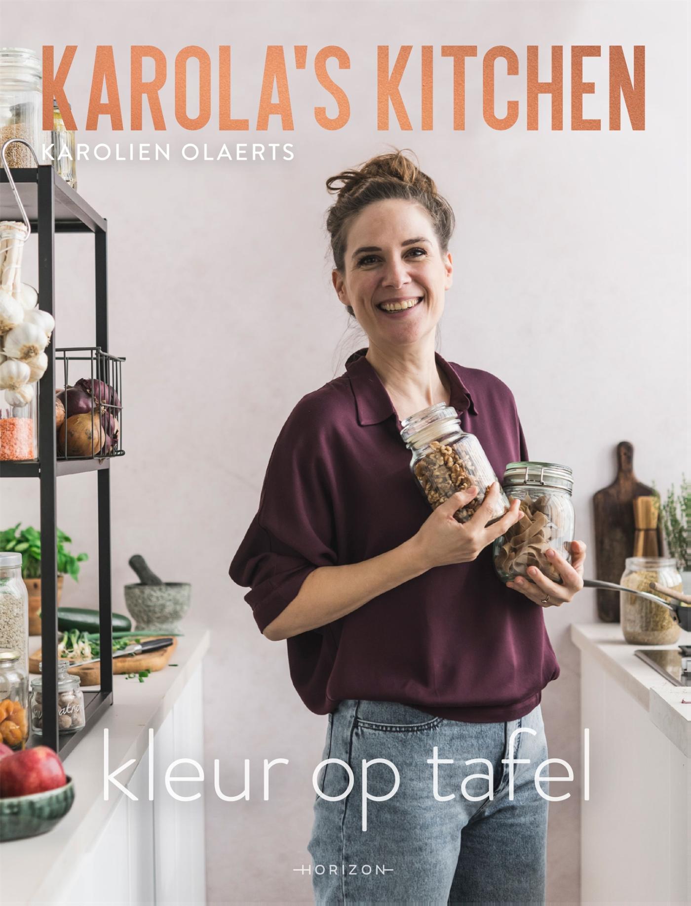 Omslag van Karola's Kitchen: Kleur op tafel