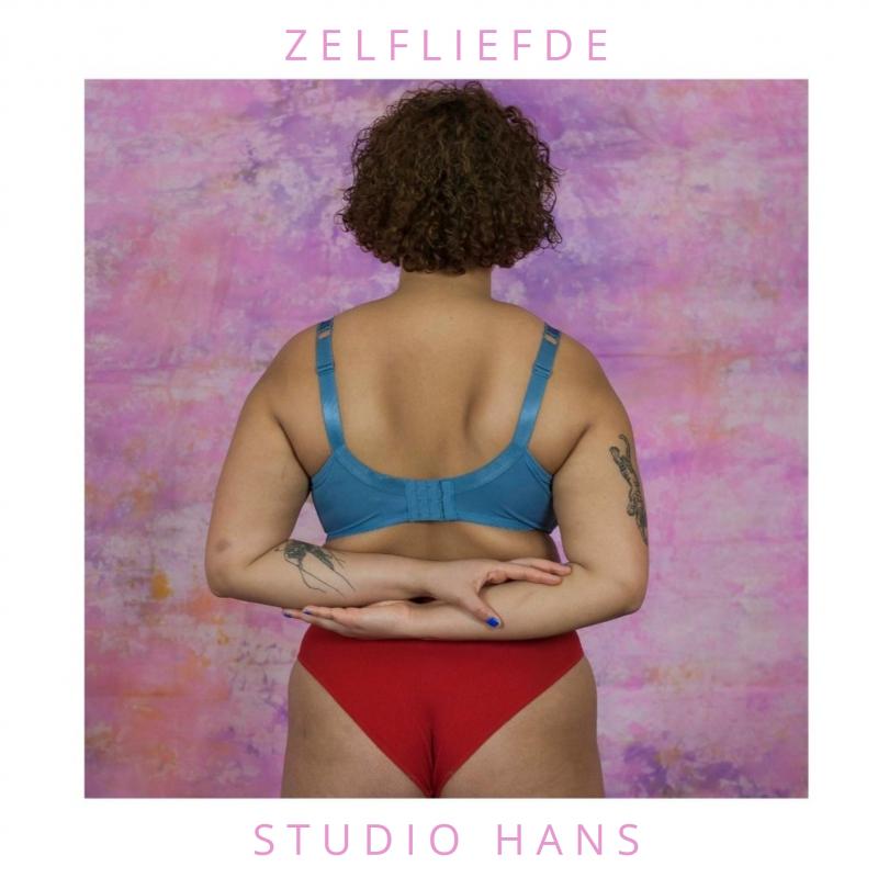 Omslag van ZELFLIEFDE