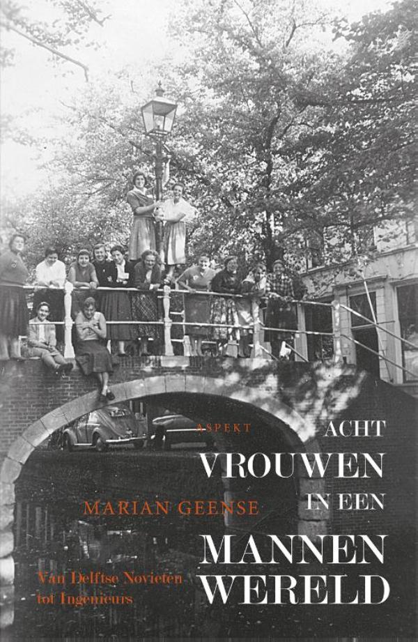 Omslag van Acht vrouwen in een mannenwereld