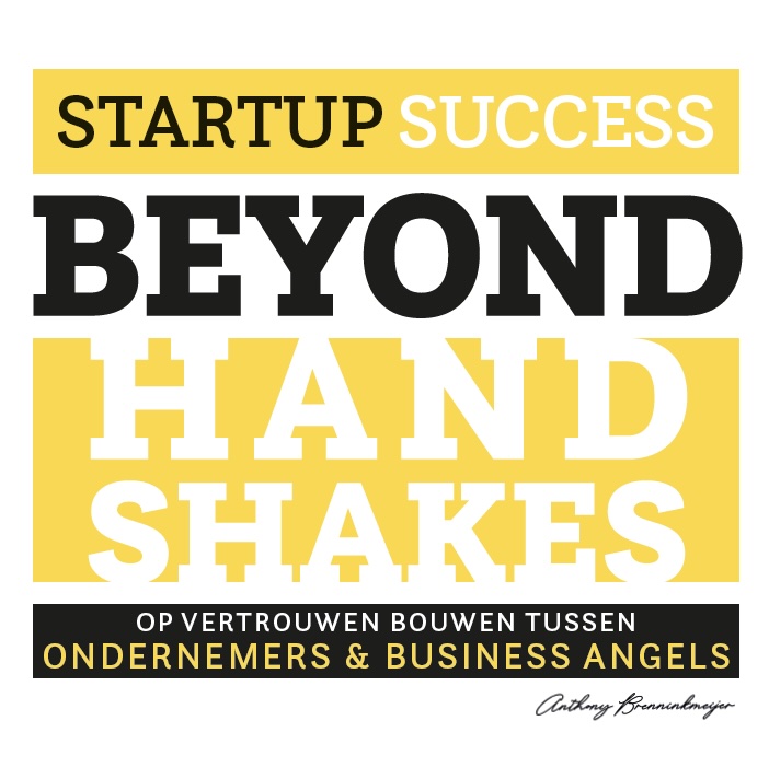 Omslag van Startup Success Beyond Handshakes