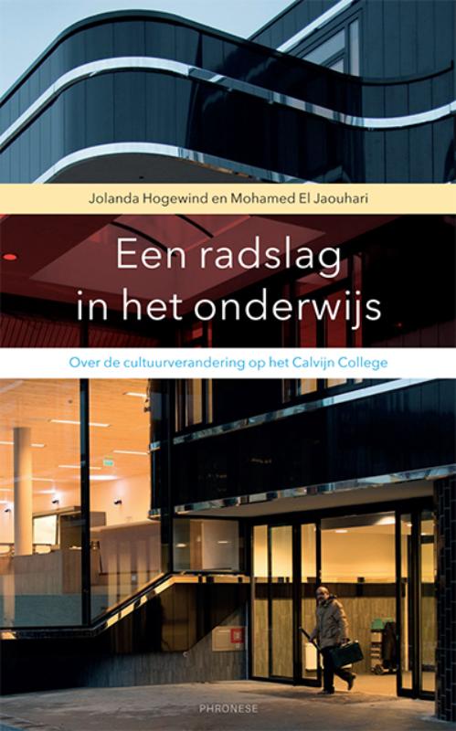 Omslag van Een radslag in het onderwijs