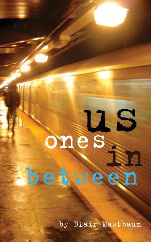 Omslag van Us Ones In Between