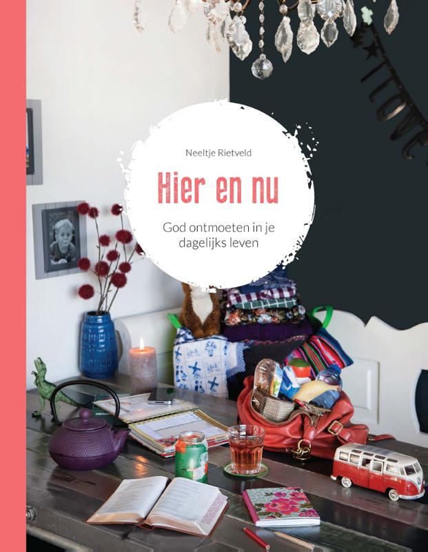 Omslag van Hier en nu