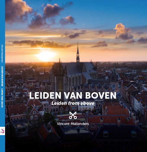 Omslag van Leiden van boven