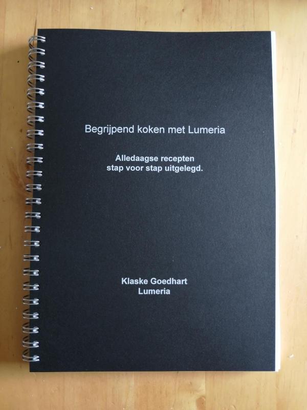 Omslag van Begrijpend koken met Lumeria