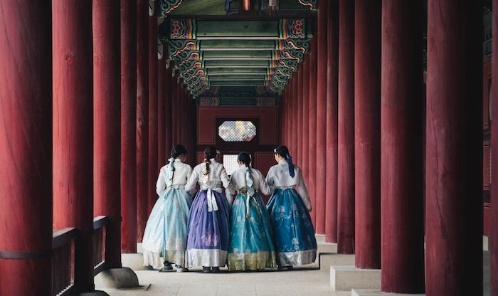 Voor het controleren van de uitspraak en het luisteren naar Koreaanse vertelling en studeren! Native uitspraak, luister naar 14 sprekers (proefluisteren), vrouwelijke en mannelijke stemmen