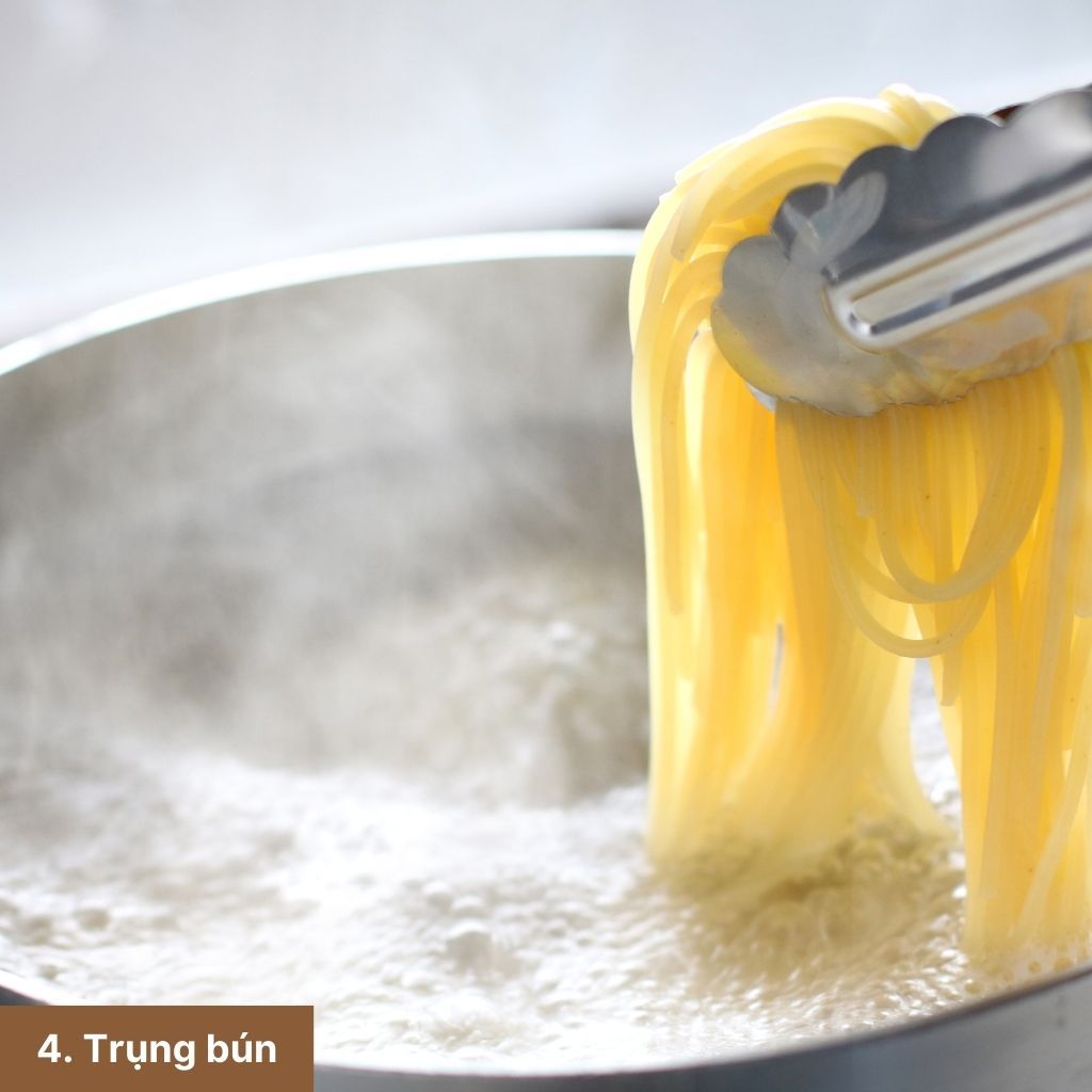 Cách nấu bún giò heo