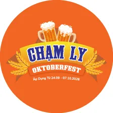 Chạm ly Oktoberfest