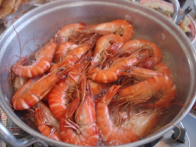 https://storage.googleapis.com/onelife-public/blog.onelife.vn/2021/10/cach-lam-com-rang-tay-thi-mon-an-sang-634399518457.jpg