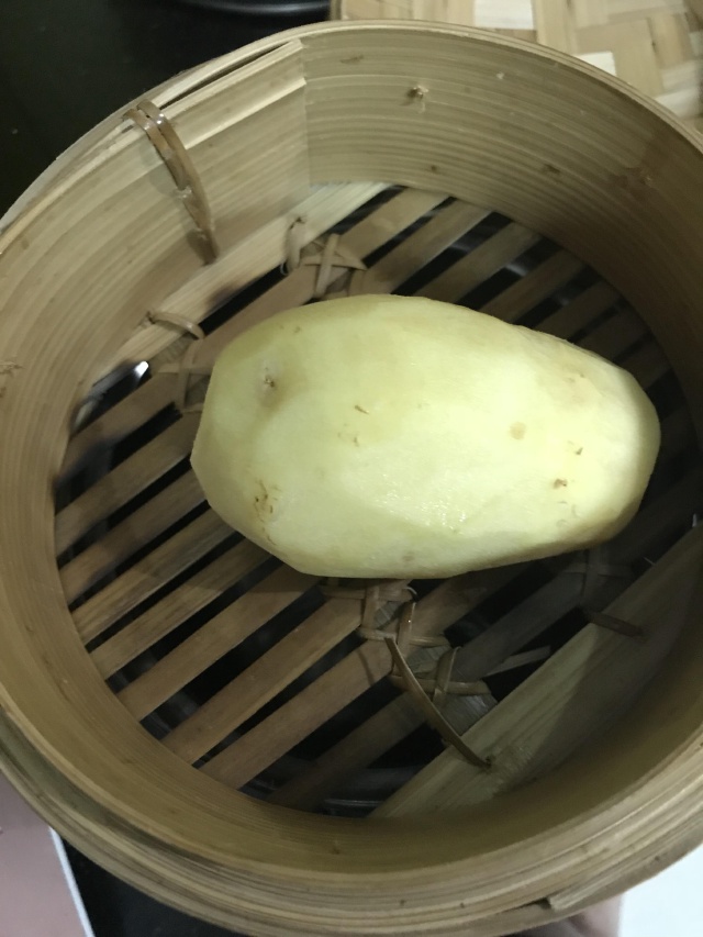 https://storage.googleapis.com/onelife-public/blog.onelife.vn/2021/11/cach-lam-banh-ca-hoi-chien-banh-banh-ngot-345744821825.jpeg