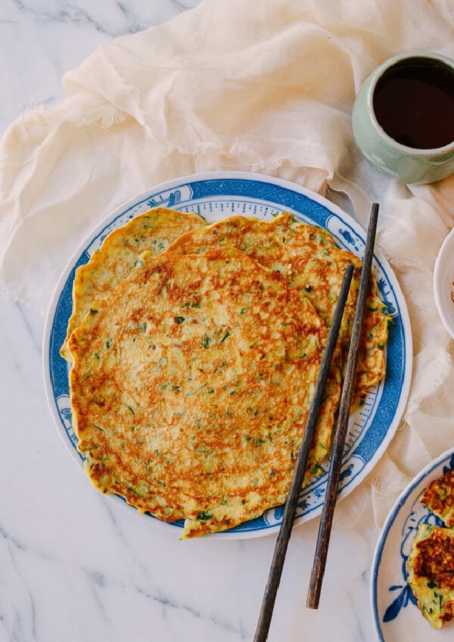 https://storage.googleapis.com/onelife-public/blog.onelife.vn/2021/11/cach-lam-banh-pancake-bi-ngoi-chien-banh-banh-ngot-908404670192.jpg