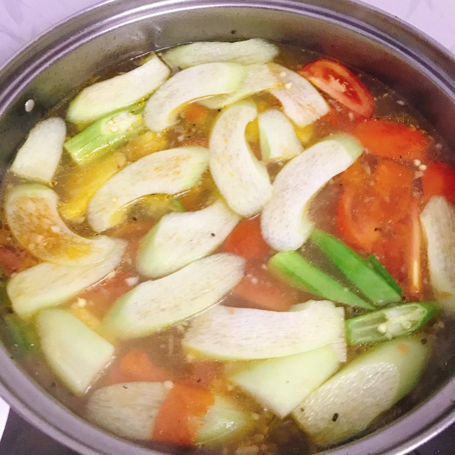 https://storage.googleapis.com/onelife-public/blog.onelife.vn/2021/11/cach-lam-canh-chua-ca-xac-soc-mon-chinh-933217922521.jpeg