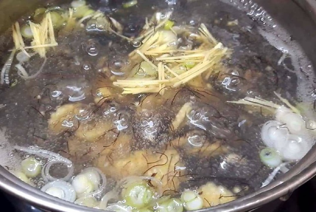 https://storage.googleapis.com/onelife-public/blog.onelife.vn/2021/11/cach-lam-soup-toc-tien-mon-chay-676460090727.jpeg