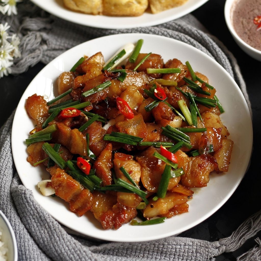 thịt rang cháy cạnh