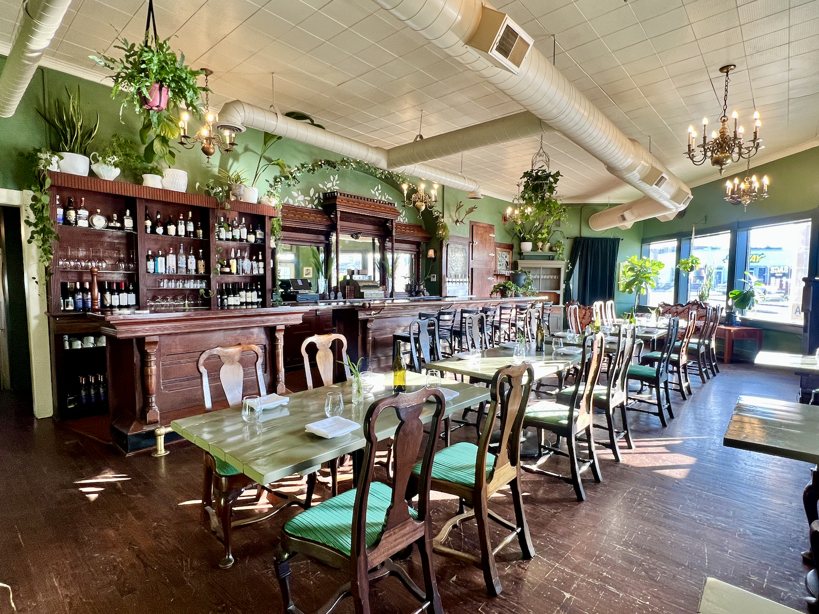 Broad shot of dining room