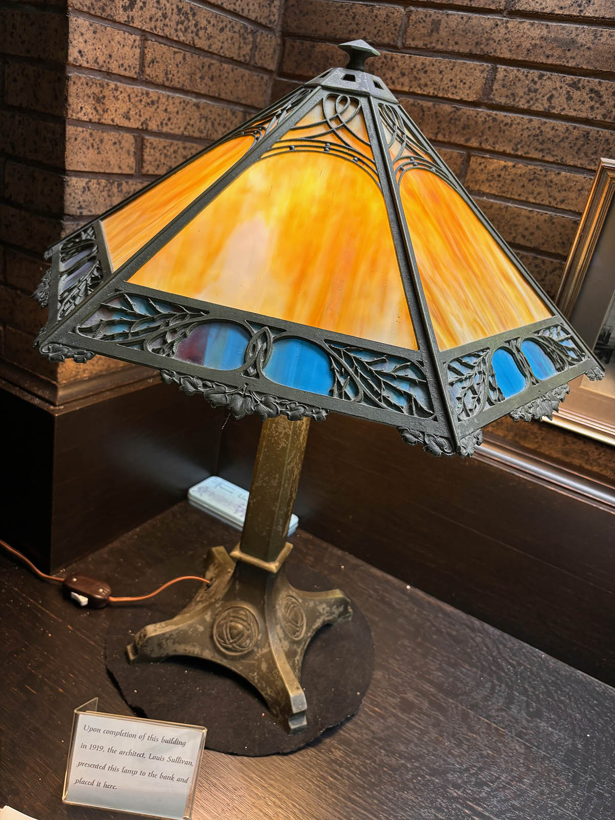 sullivan lamp