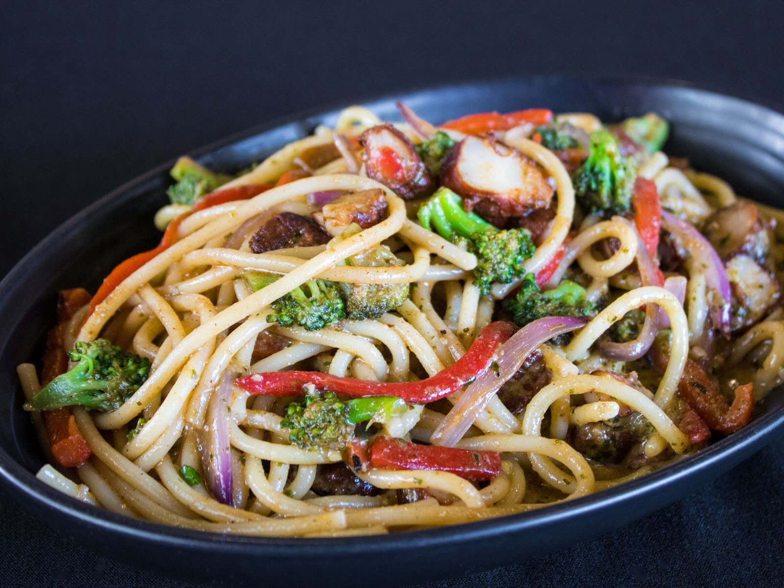 Smoked Shrimp Pasta (PHOTO: MOTOR)