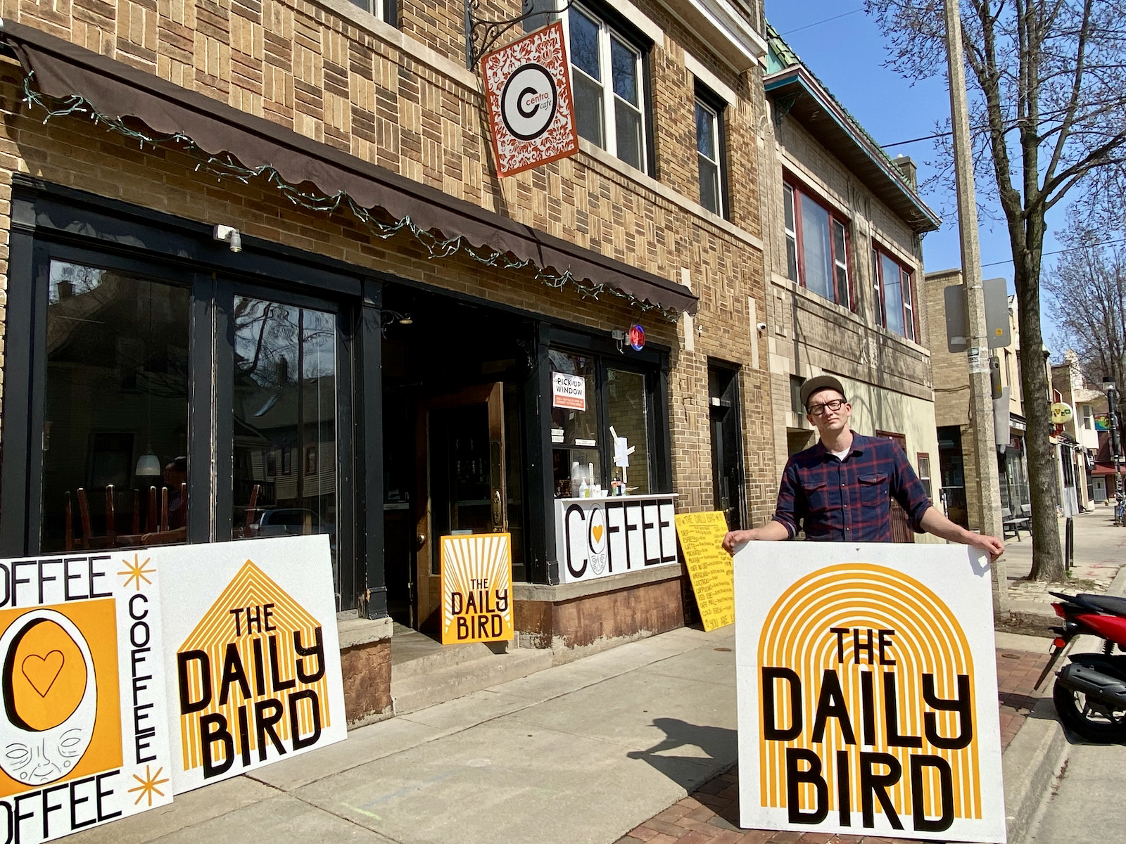 Dan Zwart in front of The Daily Bird