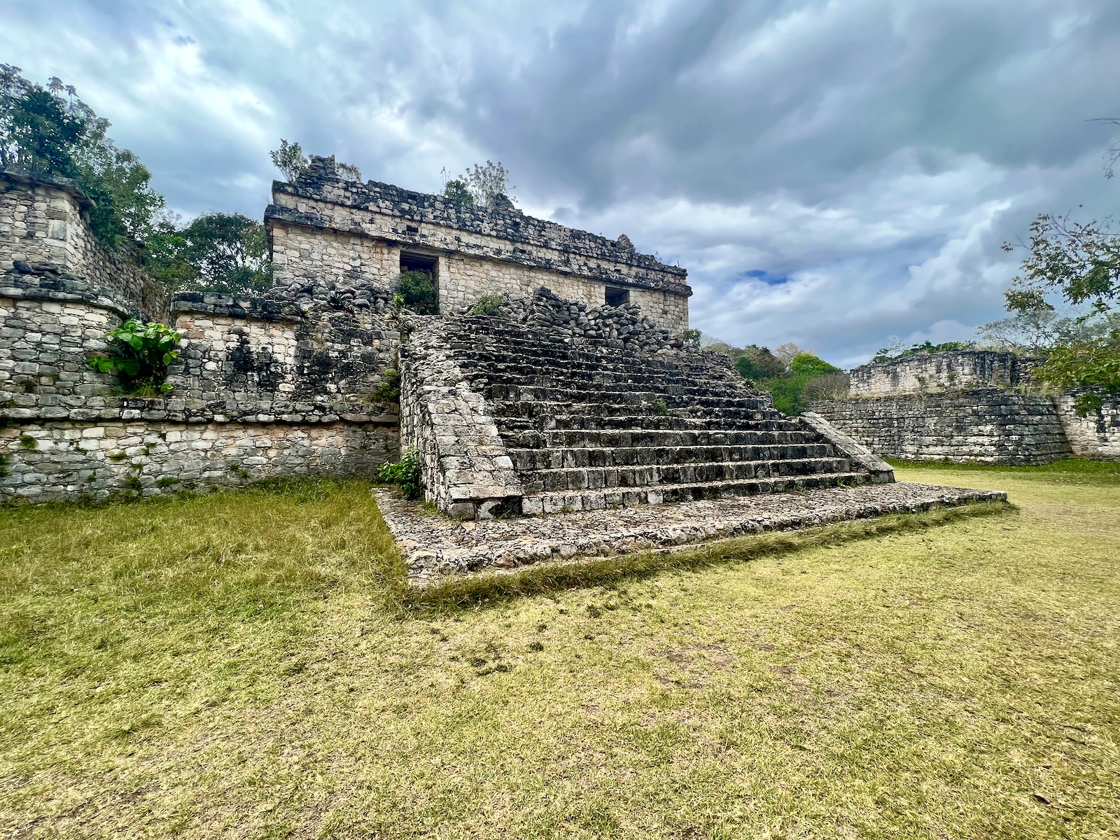 A palace at Ek Balam