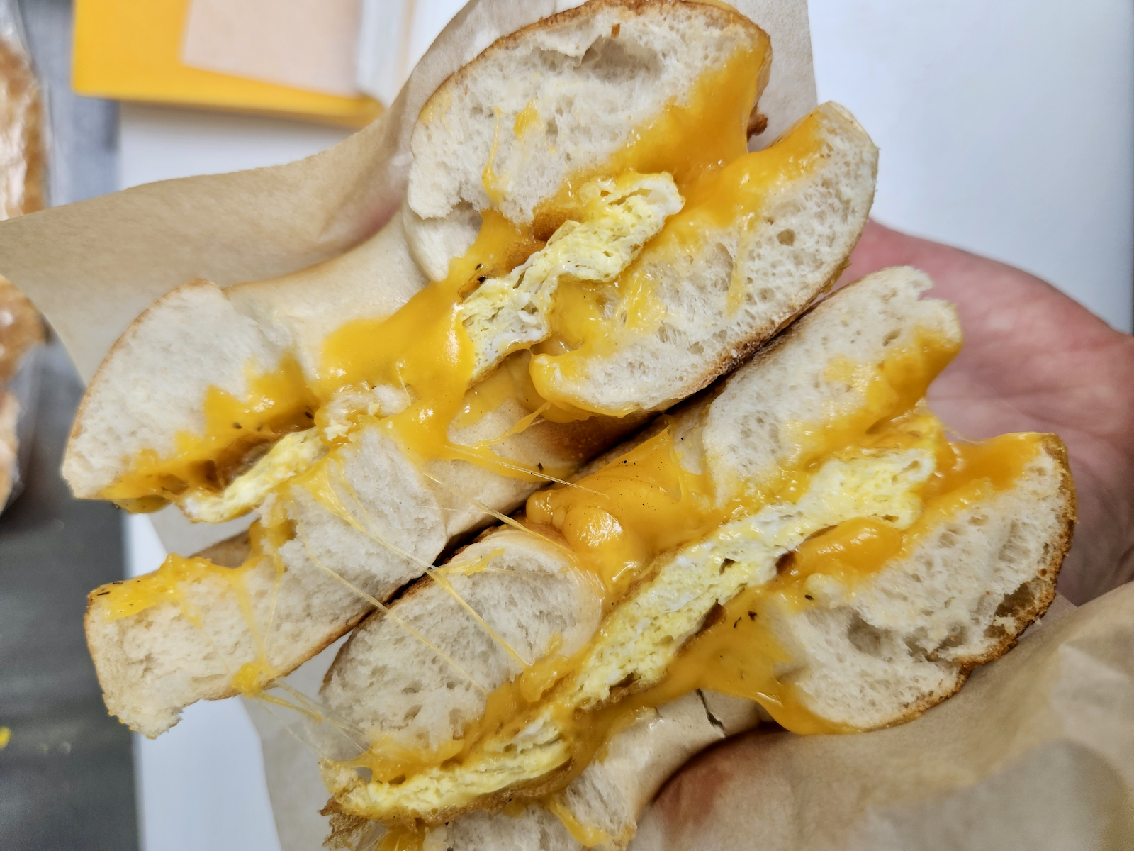 Bagel breakfast sandwich