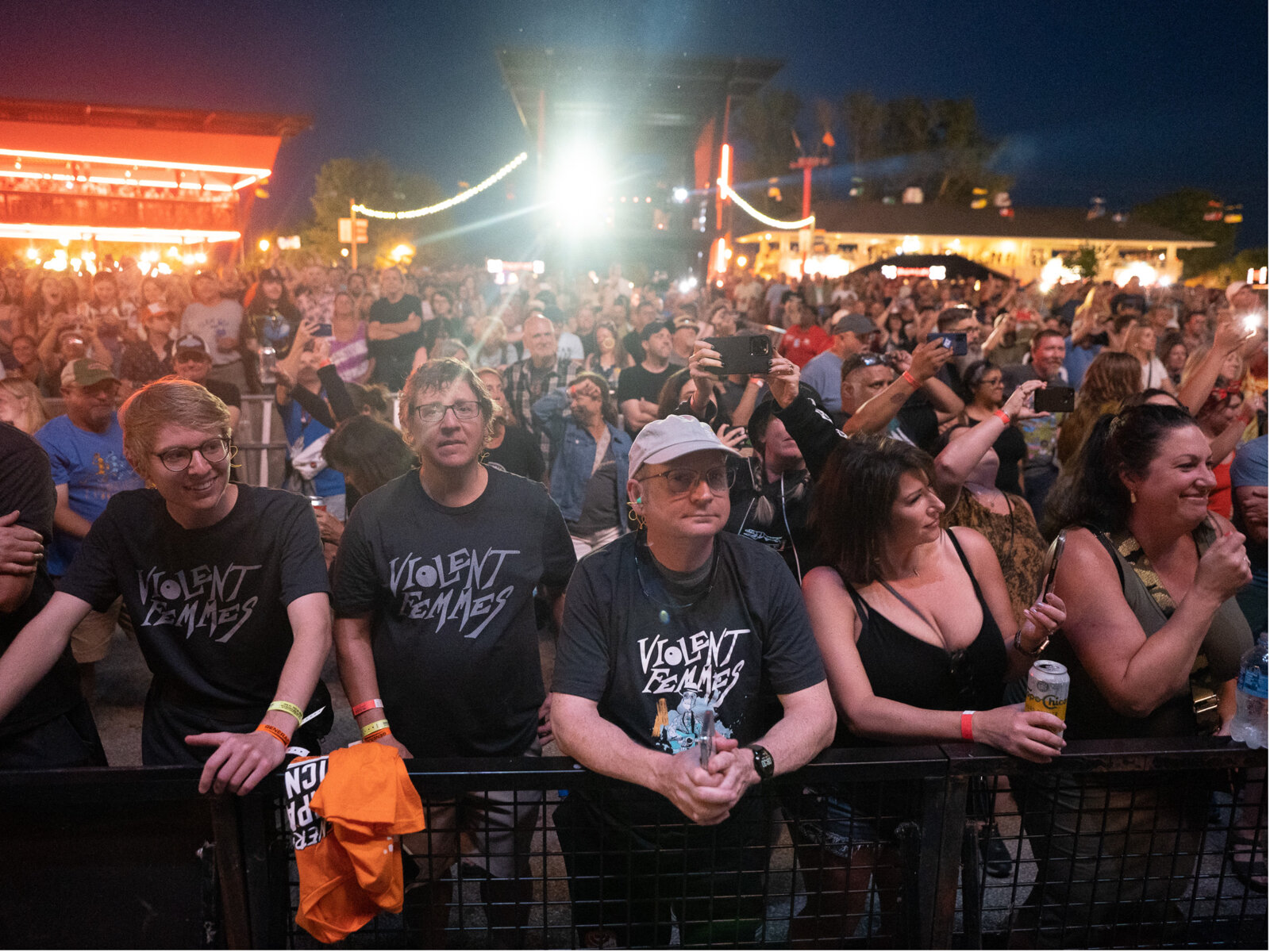 Violent Femmes crowd