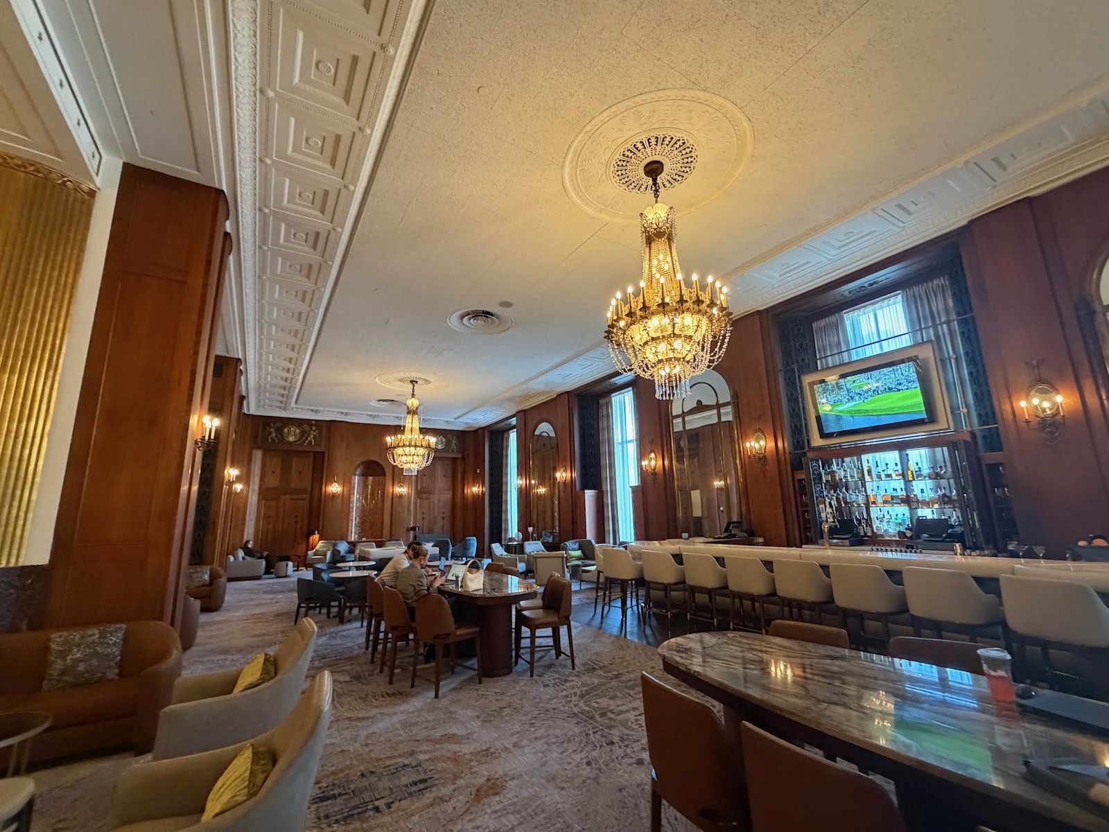 Hidden Gem: Monarch Lounge