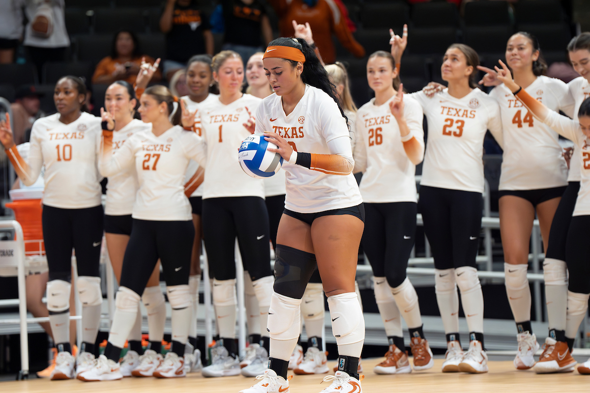 Texas women's volleyball at Fiserv Forum