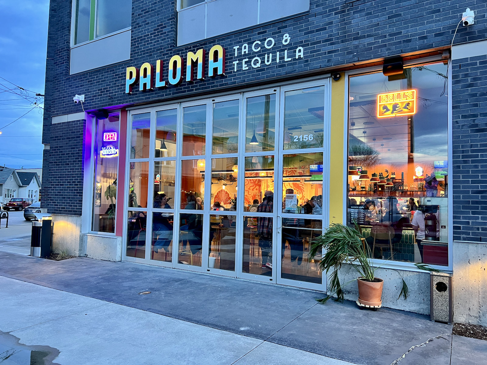 Paloma exterior