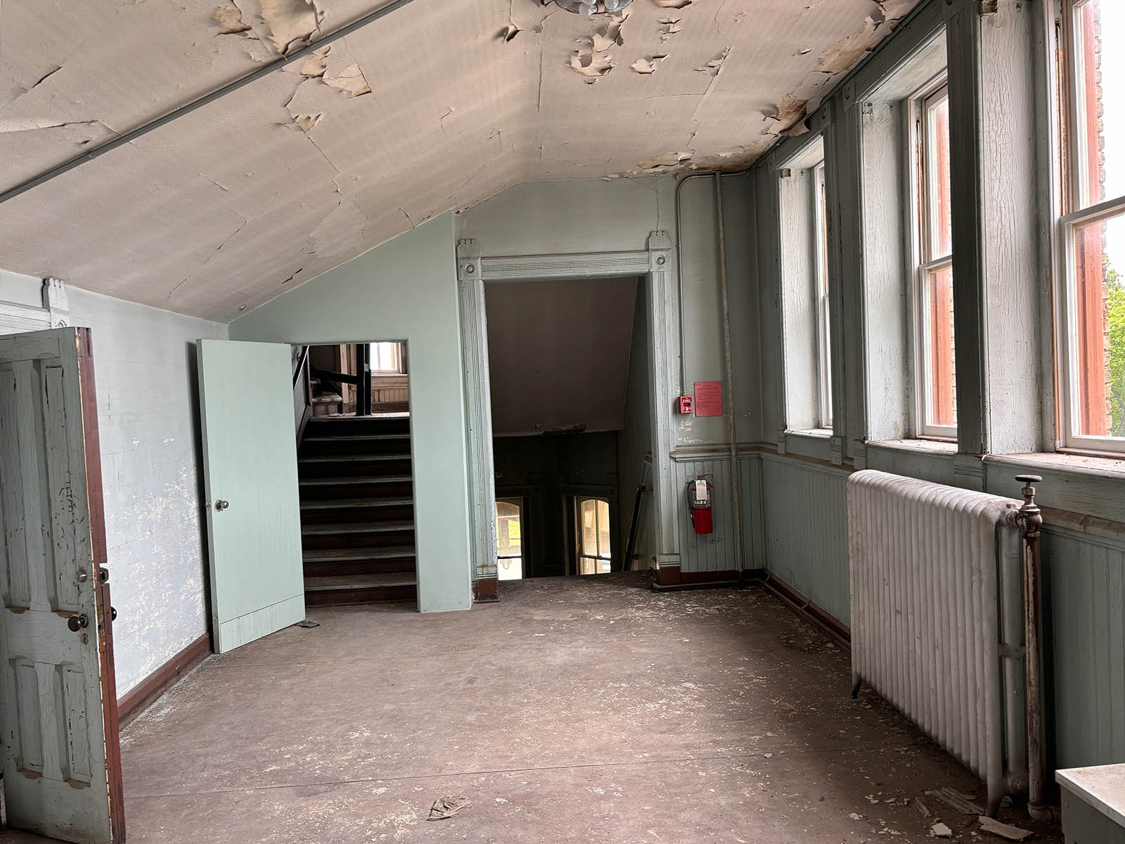 Balcony lobby.