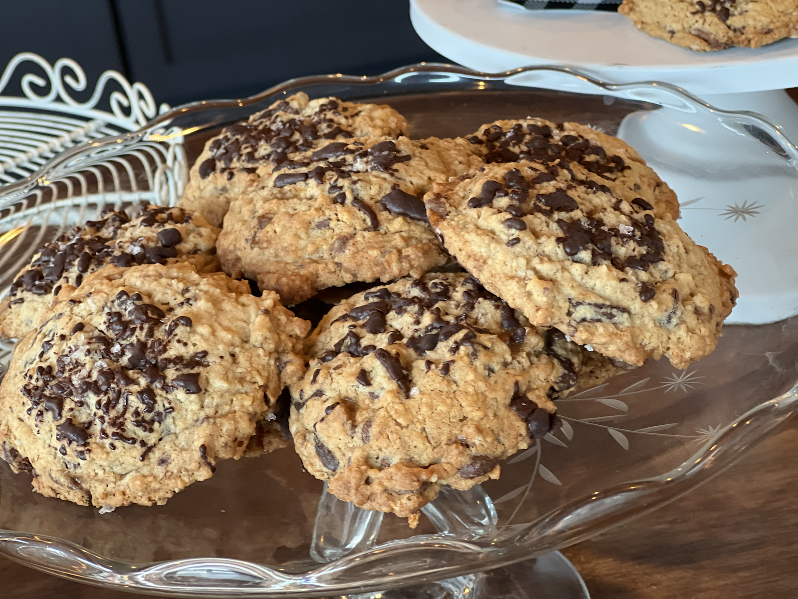 Toffee oatmeal chocolate chip cookies