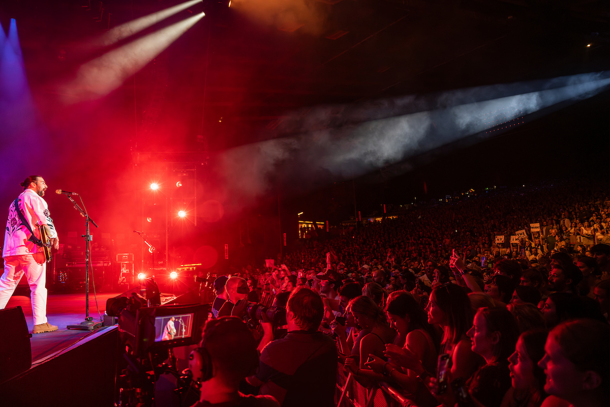 Noah Kahan at Alpine Valley Music Theatre