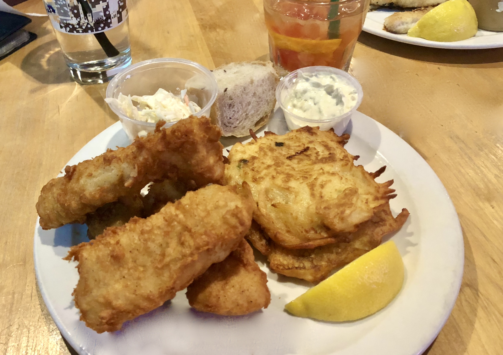 Steny's Tavern fish fry