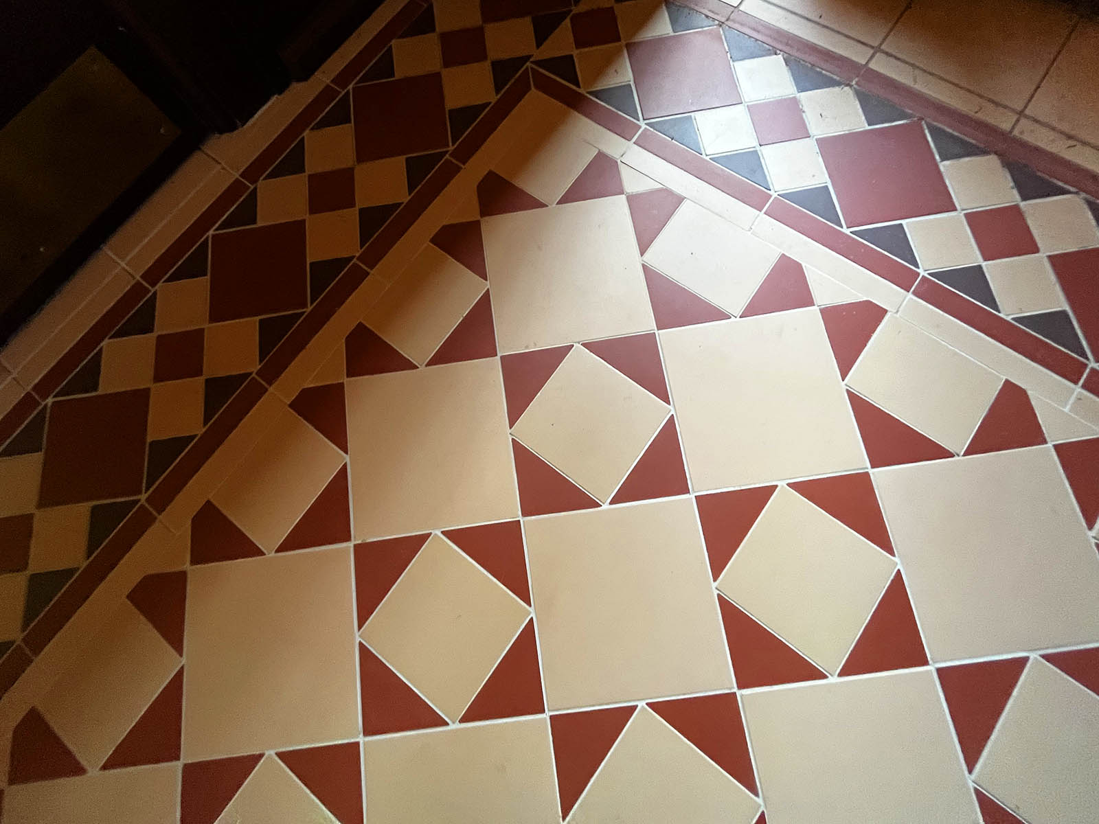 foyer tile