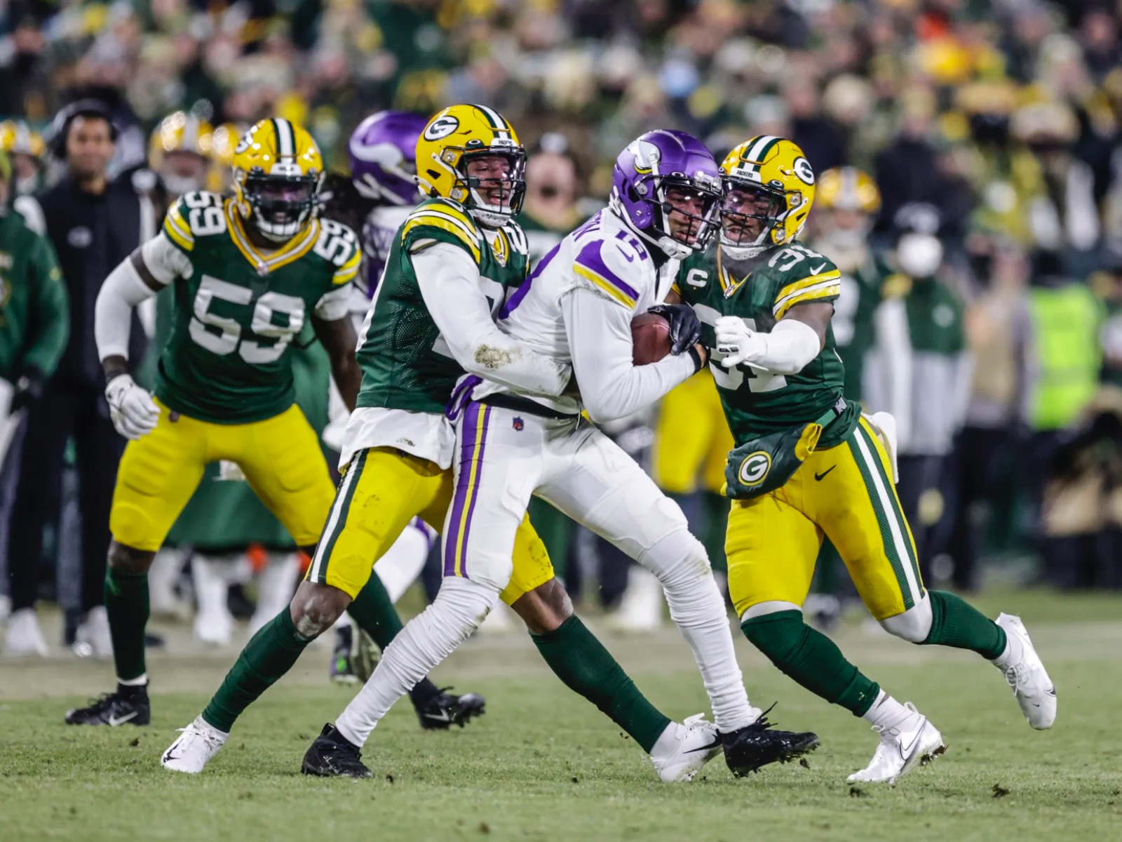 10 key images from the Packers' 37-10 pounding of the Vikings