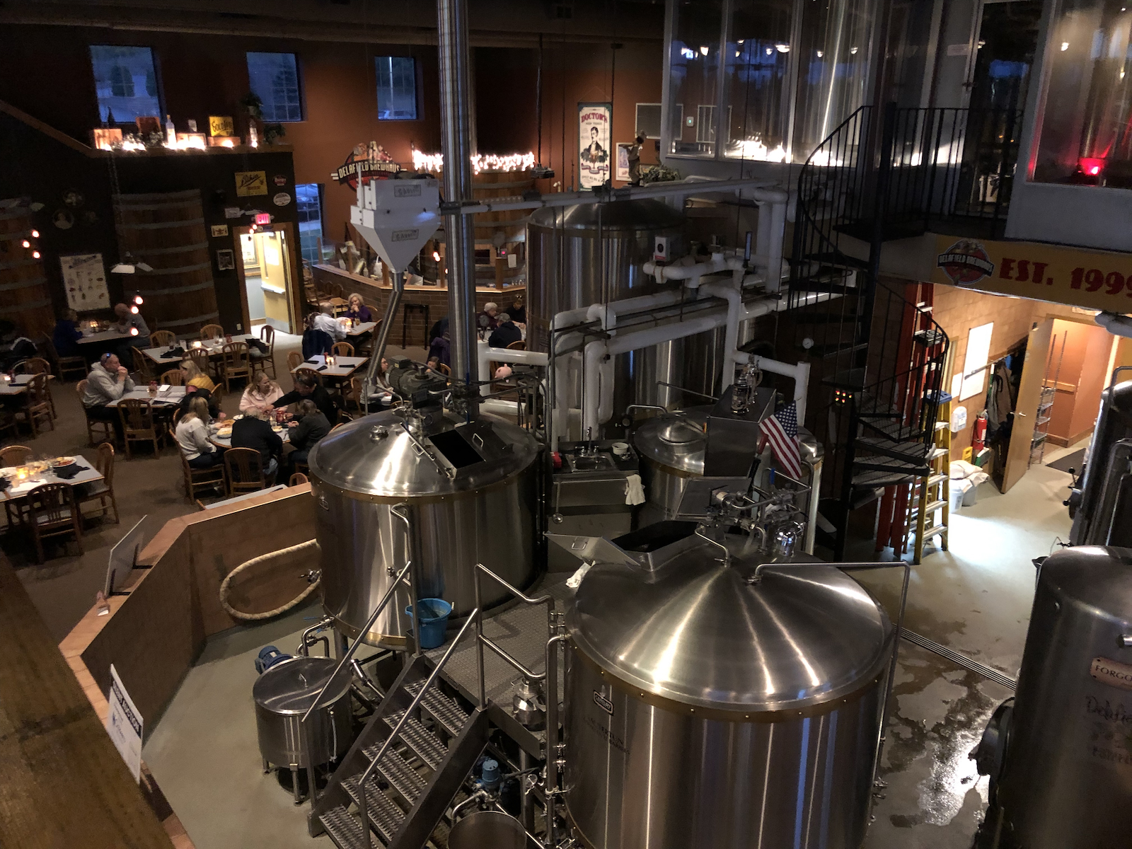 Delafield Brewhaus interior