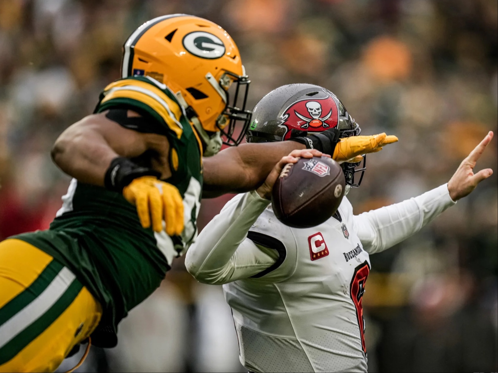 Baker Mayfield sack