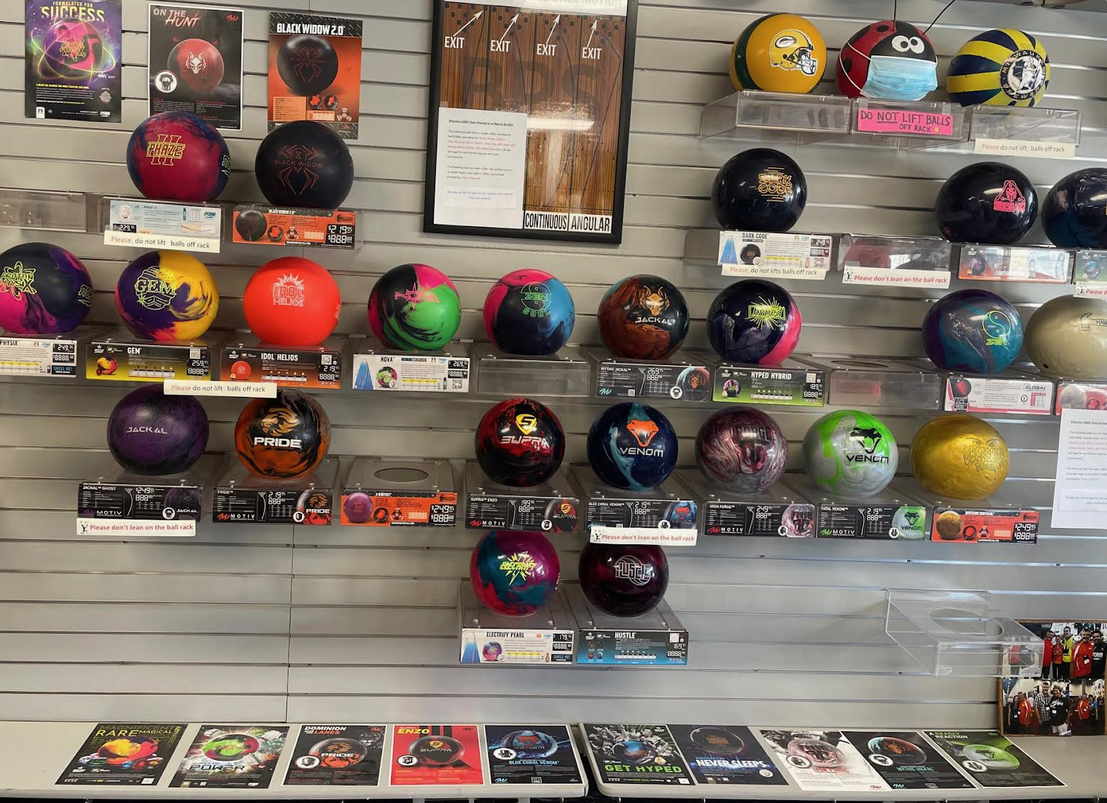 Bowling Balls - Pro Shop - Sport Bowl