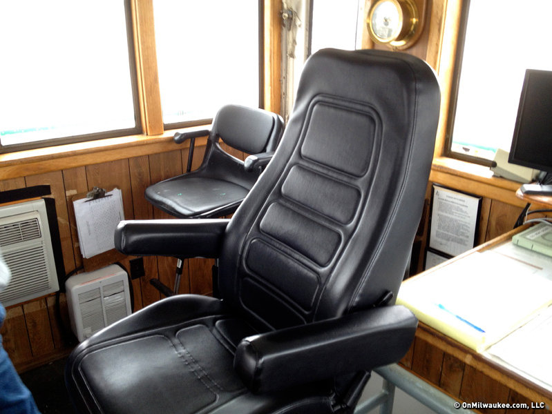 captain's chair