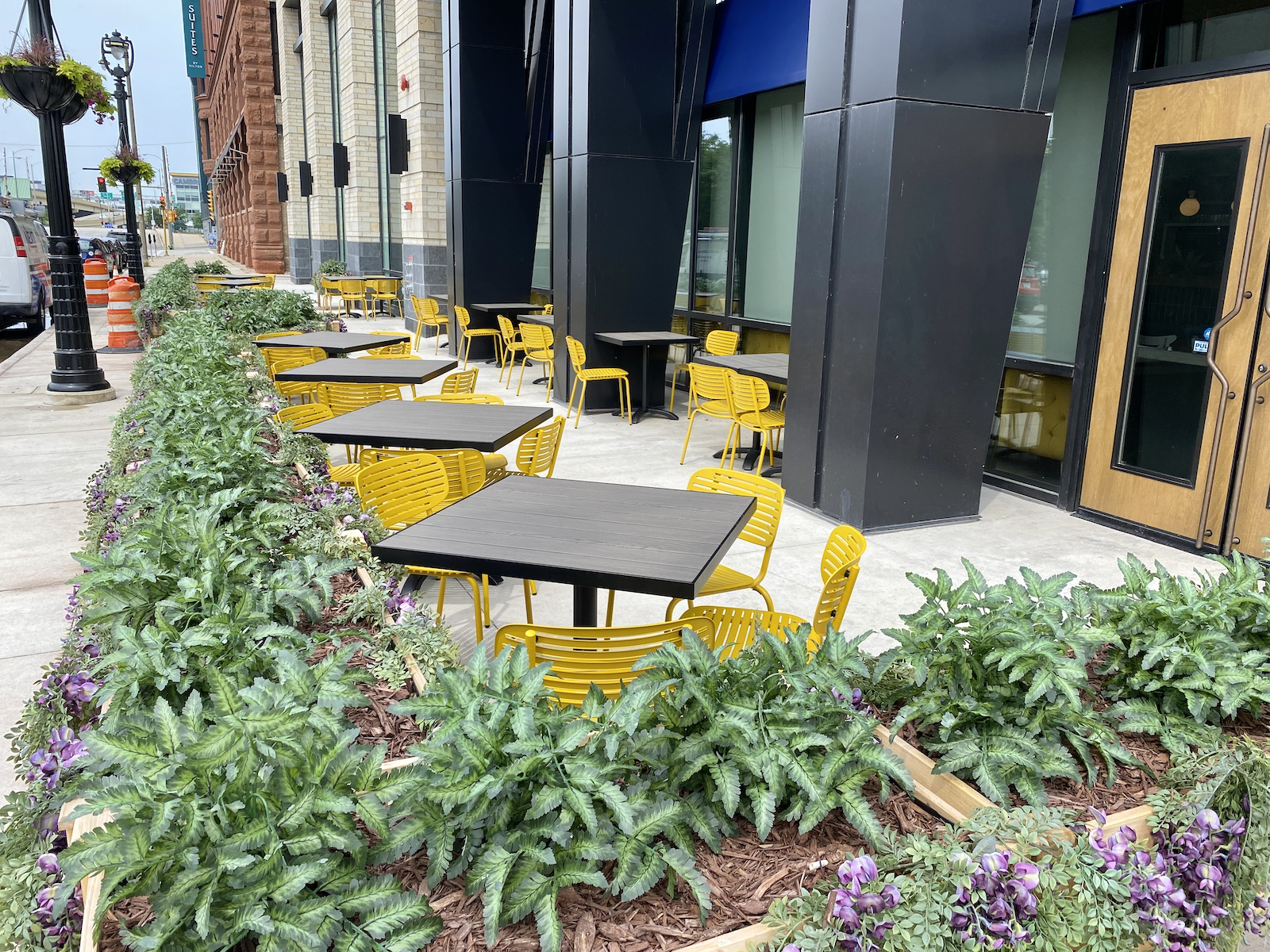 Tupelo Honey patio