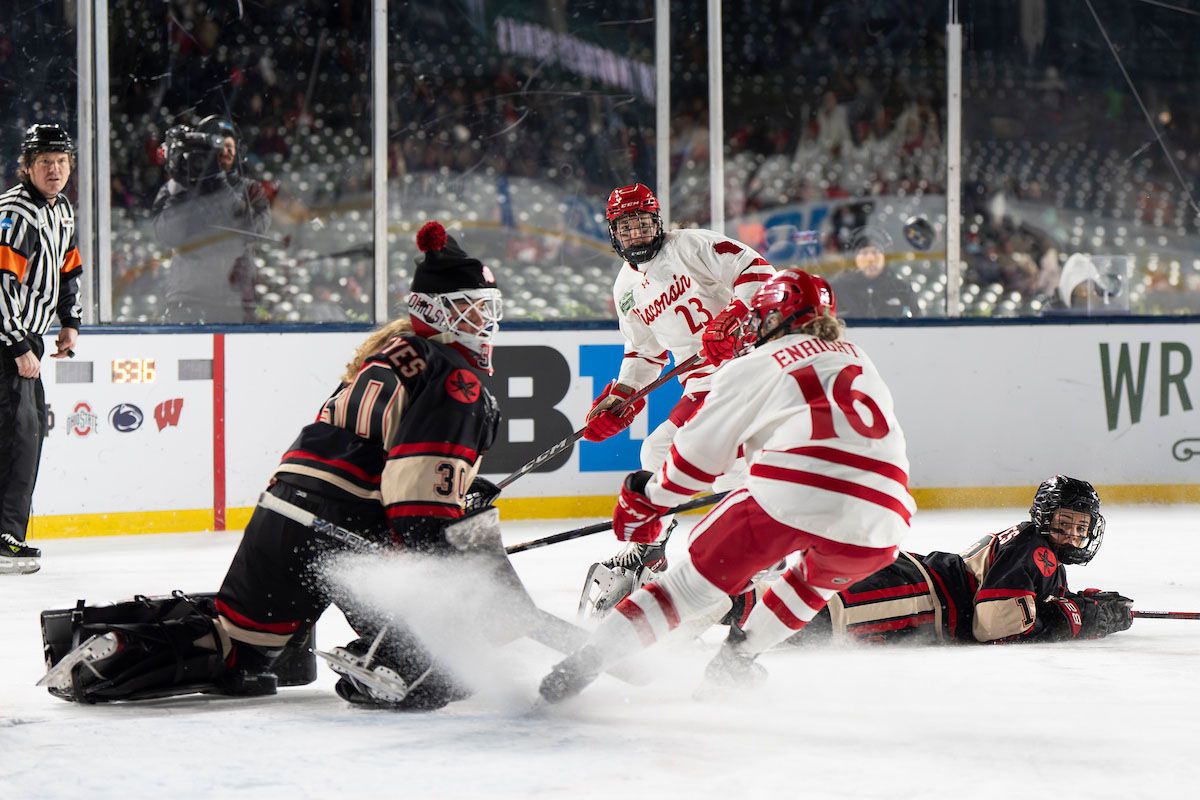Wisconsin Badgers vs. Ohio State women's hockey at Wrigley Field
