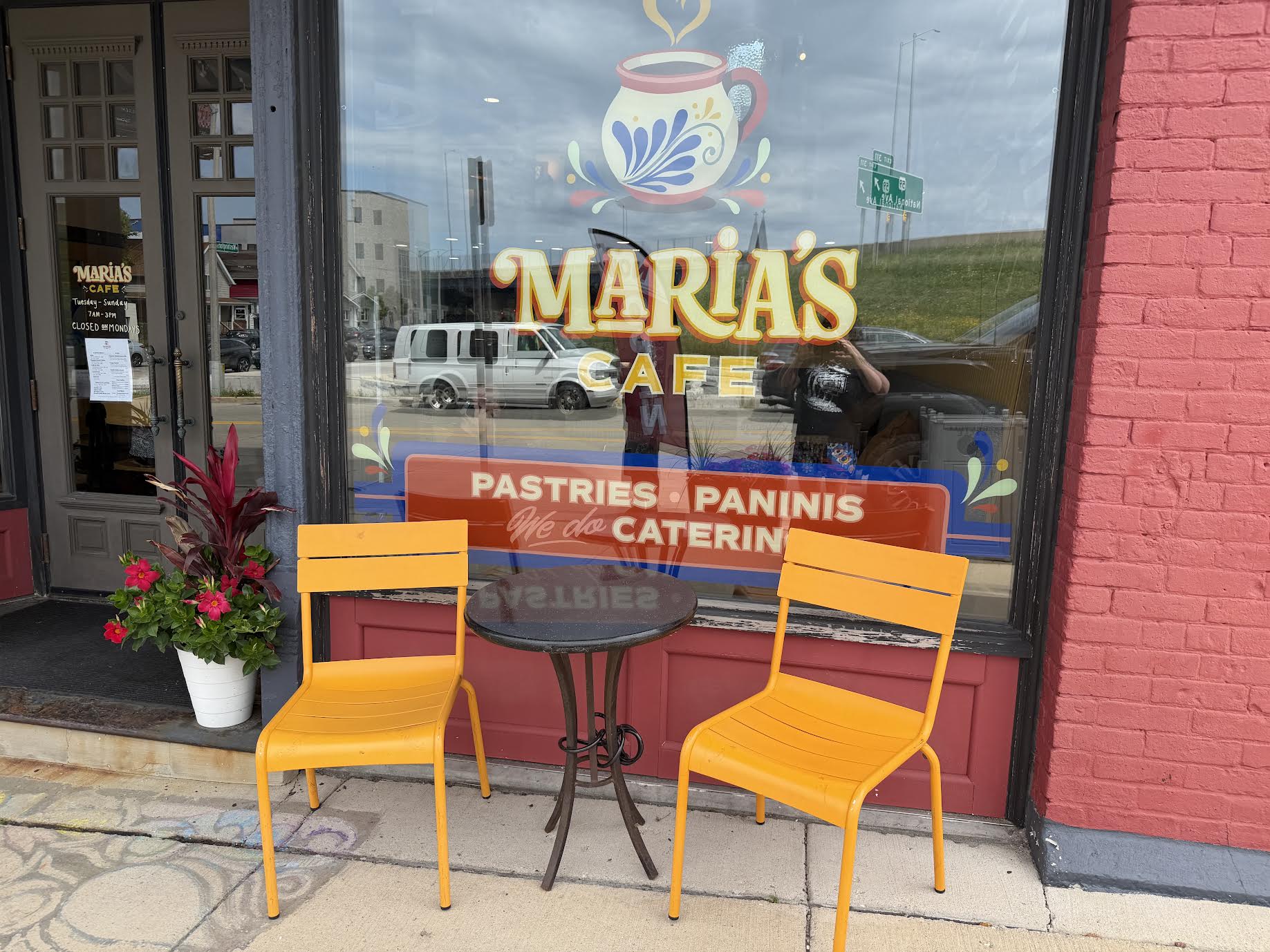 maria's
