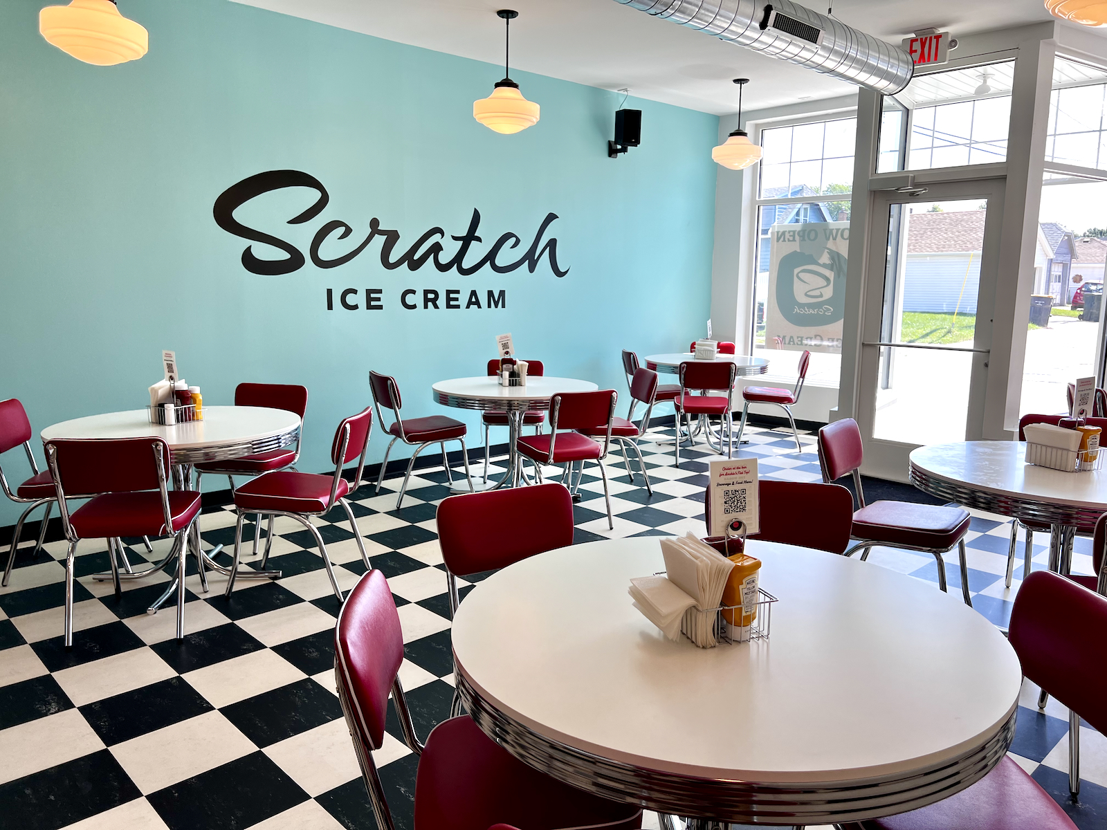 Scratch dining area